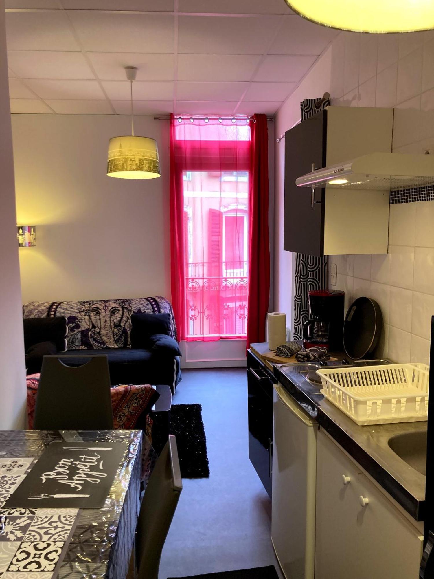2em Etage Votre Pelerinage A Appartement