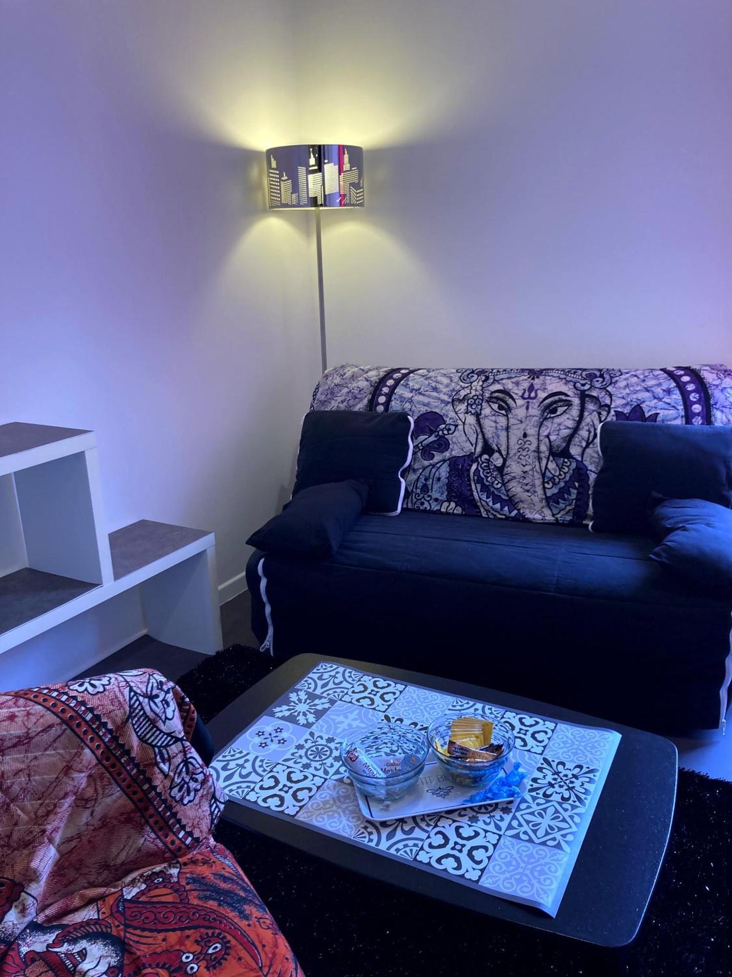 2em Etage Votre Pelerinage A *